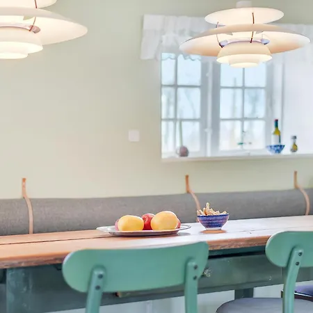 Semesterbostad Stunning In With Kitchen